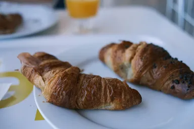 Croissant de mantequilla