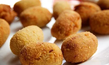 Croquetas caseras (6 uds)